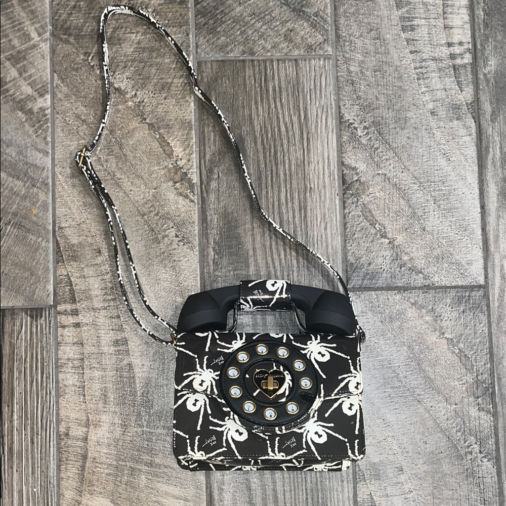 NWT Betsey Johnson Black and White spider Designer Women telephone Bag